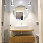 Апартаменти 102 Hideaway I 1 Bedroom In Aviatiei