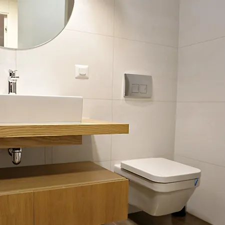 102 Hideaway I 1 Bedroom In Aviatiei Бухарест